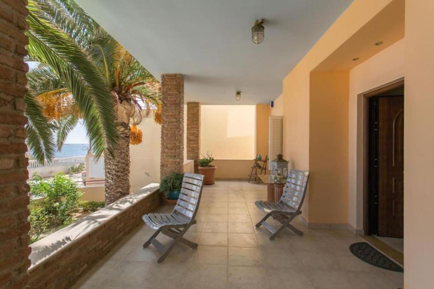 Surf House Villa Artemida  Ngoại thất bức ảnh
