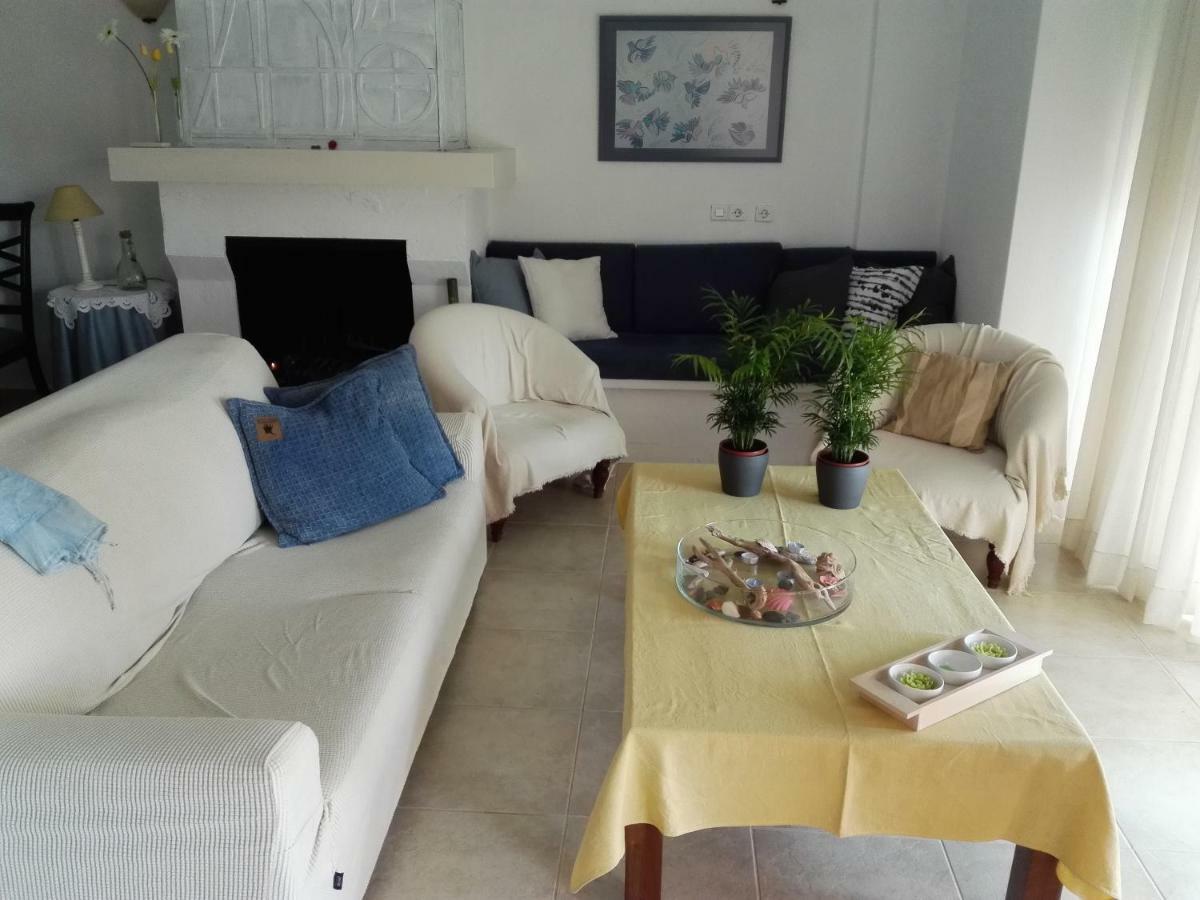 Surf House Villa Artemida  Ngoại thất bức ảnh